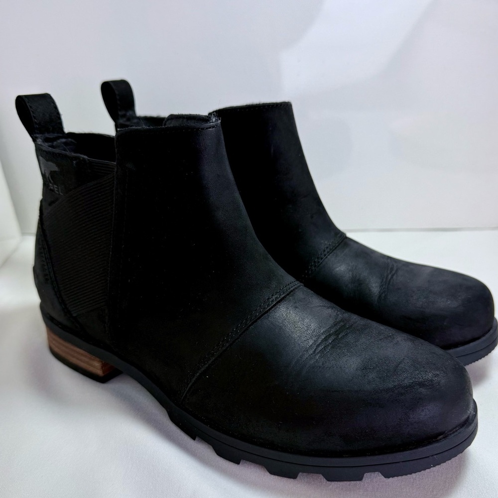 Sorel Women's Emelie Chelsea Ankle Boot Waterproof Leather Black/Black Size 7